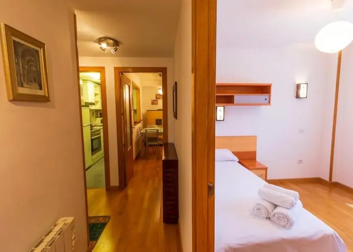 Partacua - Centro De Con Garaje Y Trastero - Pirineos360 *